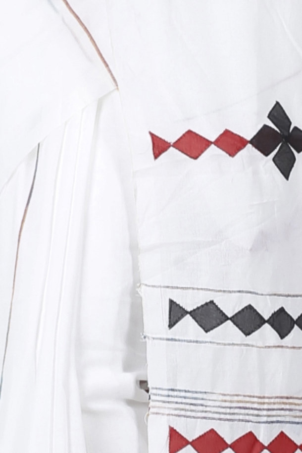 White Pure Cotton Tika Applique Saree (1245)